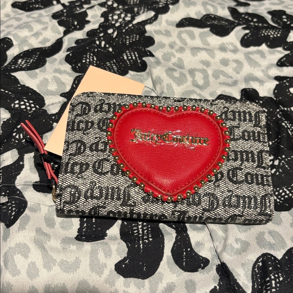 NWT juicy couture red heart ♥️ wallet